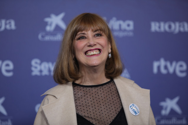 Archivo - La actriz Marta Fernández Muro posa en la alfombra roja previa a la gala de la 37 edición de los Premios Goya.