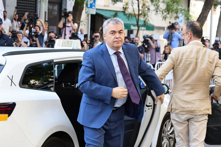 Santos Cerdán sale de prisión tras más de 140 días y tras conocerse las 