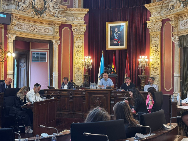 Archivo - Pleno extraordinario en el Ayuntamiento de Ourense, presidido por su alcalde, Gonzalo Pérez Jácome