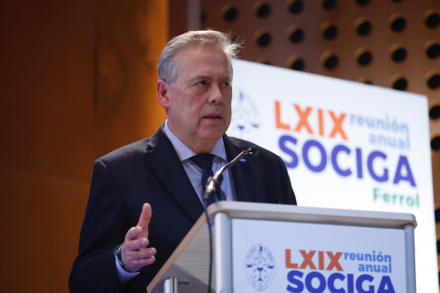 El conselleiro de Sanidade, Antonio Gómez Caamaño, durante la intervención.