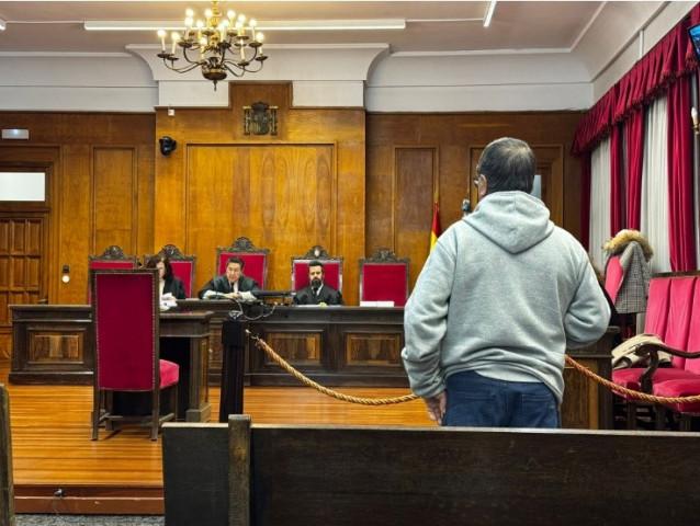 Juicio por un delito de estafa celebrado en la Audiencia Provincial de Ourense