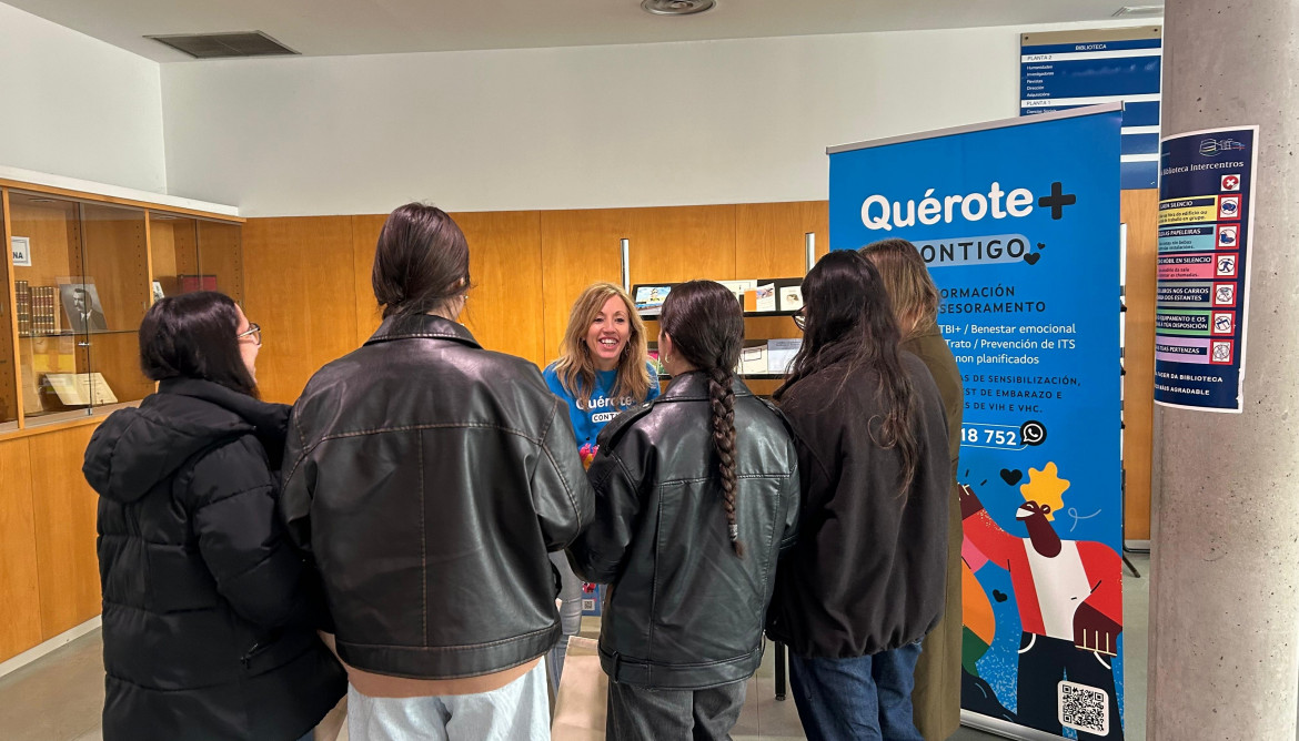 Mesa informativa Quérote+