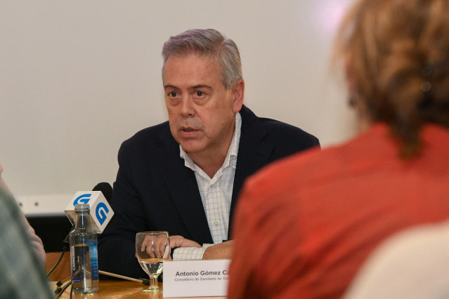 Archivo - El conselleiro de Sanidade, Antonio Gómez Caamaño. Foto de archivo