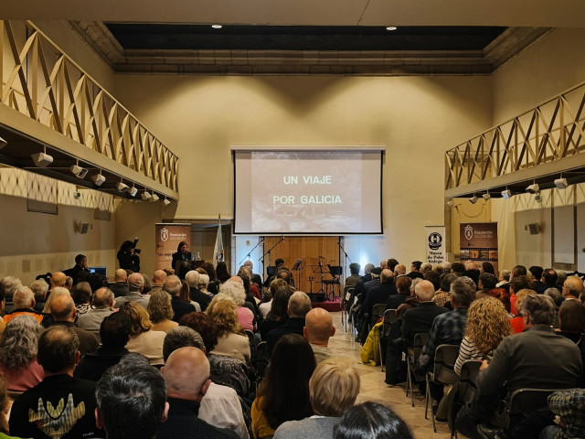El fragmento del documental 'Un viaje por Galicia', exhibido en Santiago, revive el cotidiano gallego de hace 100 años.