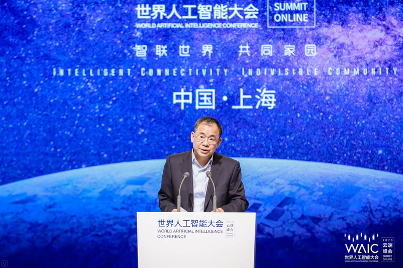 Wang Xiaoqiu presidente de SAIC Moto