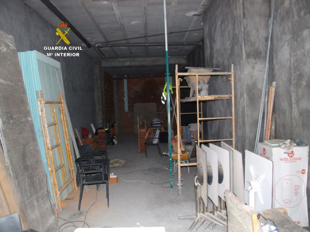 Investigadas dos personas de Madrid y Santiago por explotar en O Porriño a obreros ilegales a los que tenían sin cobrar