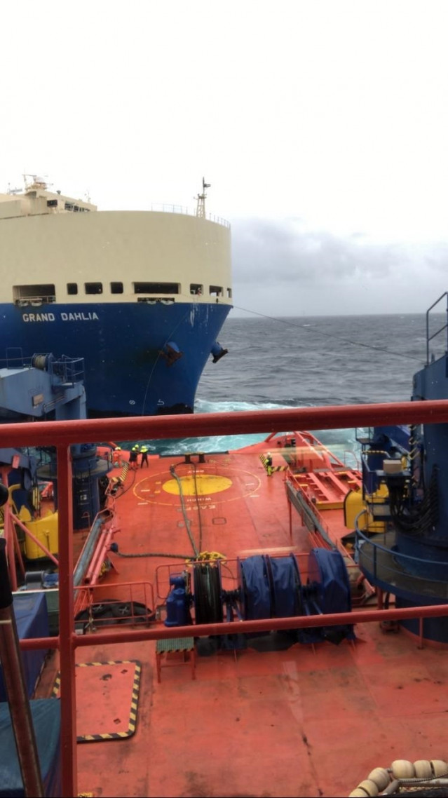 Fotografía Del Grand Dahlia Tomada Desde El Buque Don Inda.