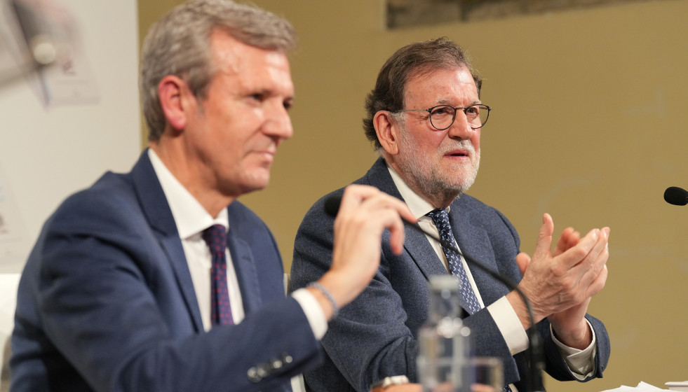 Rueda y Rajoy, durante la presentación del libro.