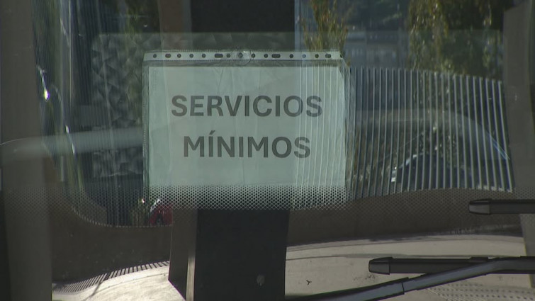 Caos en los buses de Santiago durante la primera de las huelgas de transporte en la provincia