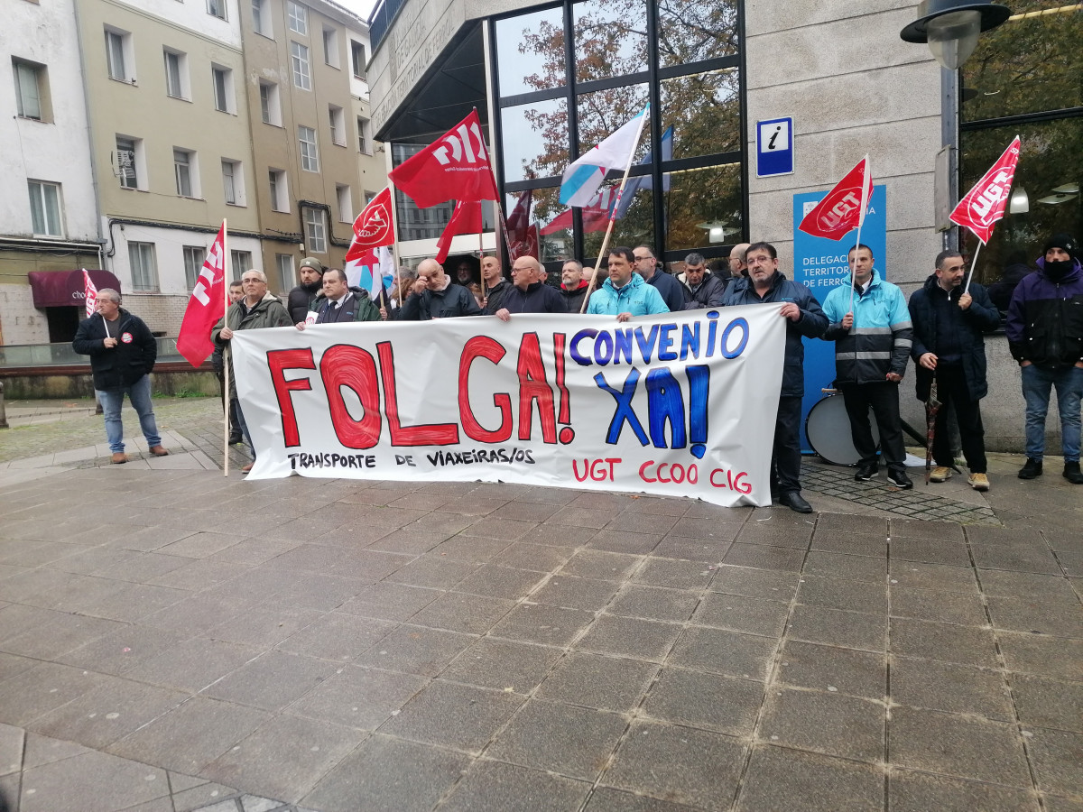 Concentración por la huelga de transporte por carretera en Ferrol