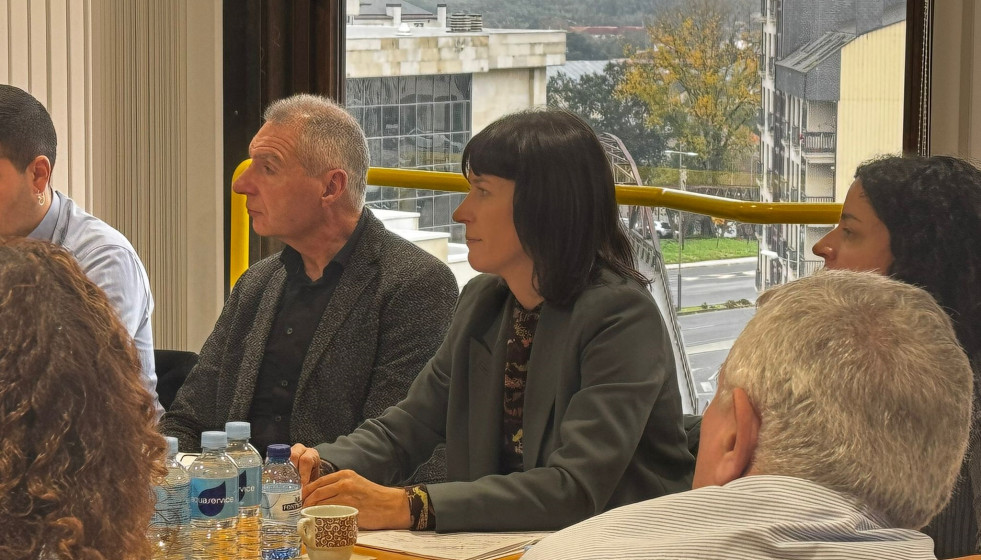La portavoz nacional del BNG, Ana Pontón, se reúne con el vicerrector del campus universitario de Ourense, Francisco Rodríguez, para abordar la situación actual del campus