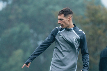 Entrenamiento del Cela antes de recibir al Bolonia