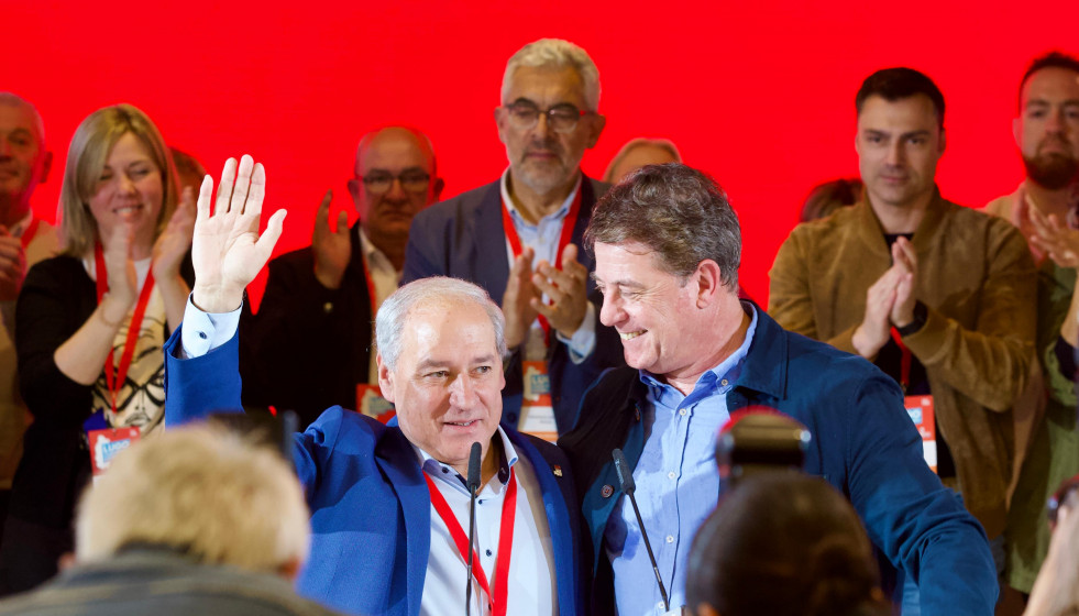 Archivo - Besteiro y Tomé en el congreso.