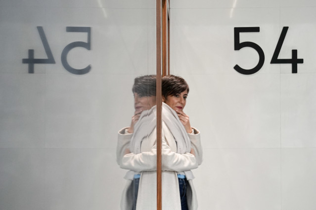 La ministra de Vivienda y Agenda Urbana, Isabel Rodríguez, visita un edificio con viviendas propiedad de CASA 47, la Entidad Estatal de Vivienda, a 11 de diciembre de 2025, en Vigo, Galicia (España).