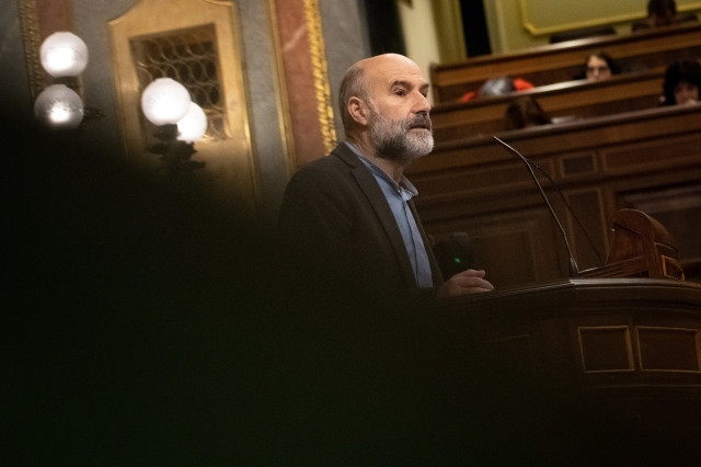 El diputado del BNG, Néstor Rego, durante una sesión plenaria en el Congreso, a 11 de diciembre de 2025, en Madrid (España).