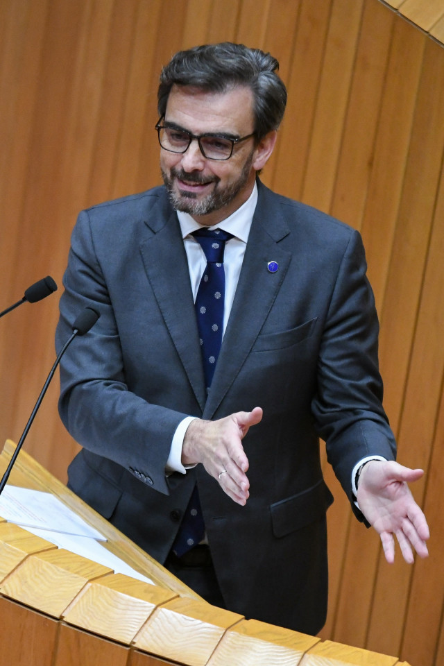 Archivo - El conselleiro de Presidencia, Xustiza e Deportes, Diego Calvo