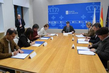 Xunta, patronal y sindicados de la enseñanza concertada sellan el acuerdo para la jubilación parcial de estos docentes