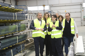 Xunta y RDG visitan una de las firmas del grupo de la familia Cuiña que participa en la auditoría de polígonos y puertos
