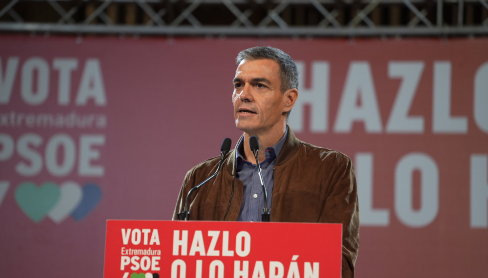 El presidente del Gobierno, Pedro Sánchez, participa en un acto electoral, en el Complejo Cultural San Francisco de cáceres