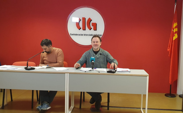Paulo Carril y Franciso González Sío, en la rueda de prensa organizada por la CIG.
