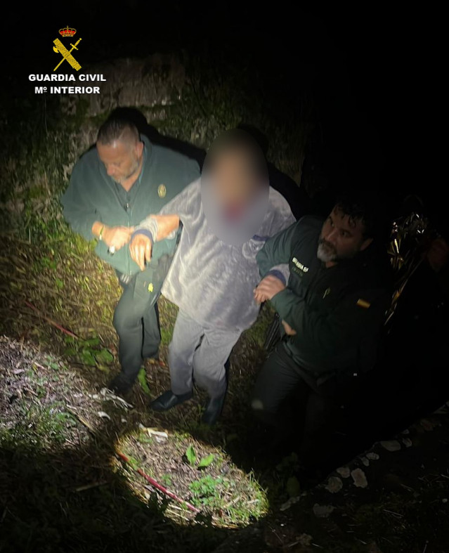 Localizado con síntomas de hipotermia un octogenario que había desaparecido horas antes en Pazos de Borbén (Pontevedra).