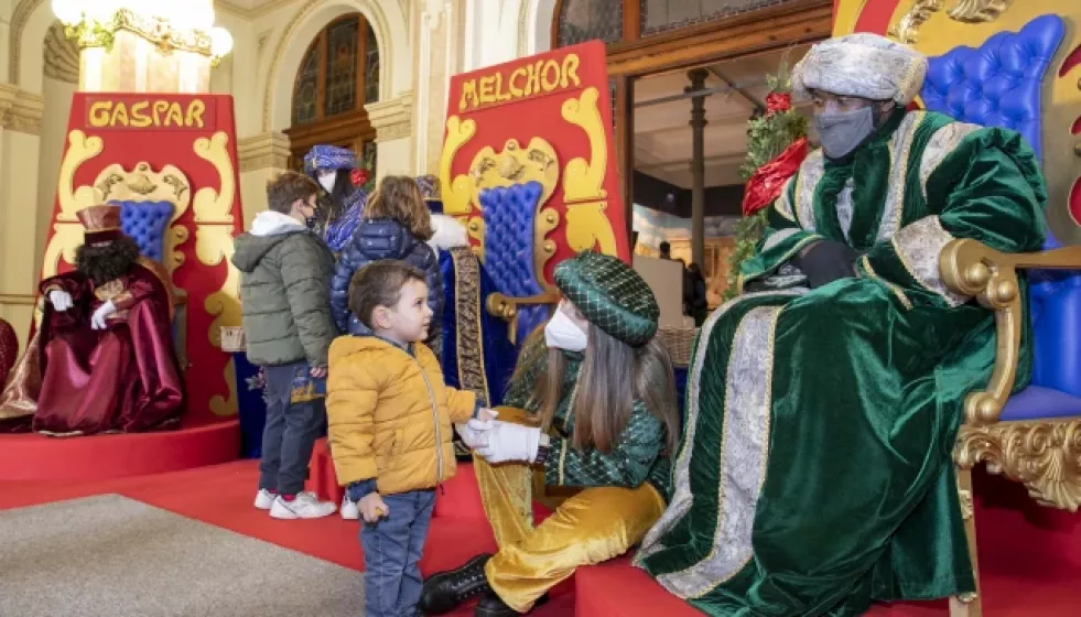 Una pasada recepción a los reyes magos en el Ayuntamiento de A Coruñ