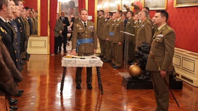 Toma de posesión del coronel Alfonso Ignacio Jáudenes Sánchez.