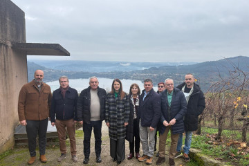La conselleira do Medio Rural, María José Gómez, visita la bodega Eduardo Rodríguez e Luz Cánovas