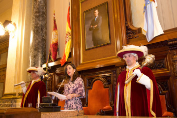 La alcaldesa de A Coruña, Inés Rey, ofrece la recepción de Navidad