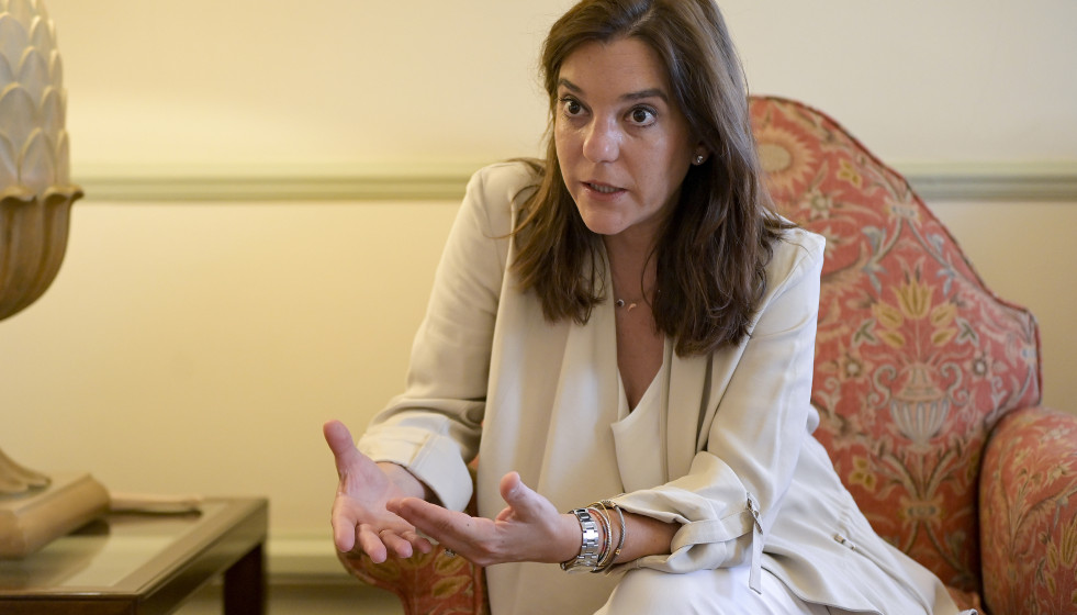 Archivo - La alcaldesa de A Coruña, Inés Rey, durante una entrevista a Europa Press.