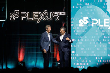 El presidente de la Xunta, Alfonso Rueda, en el acto de conmemoración del 25 aniversario de Plexus Tech.
