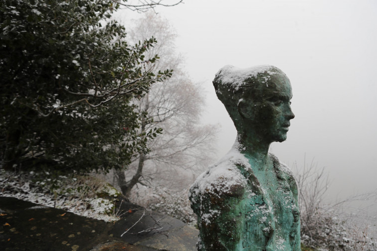 Operativo para retirar nieve de las carreteras de Lugo, cincuenta operarios y más de veinte máquinas