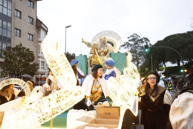 Archivo - Cabalgata de los Reyes Magos en Santiago de Compostela, a 4 de enero de 2025.