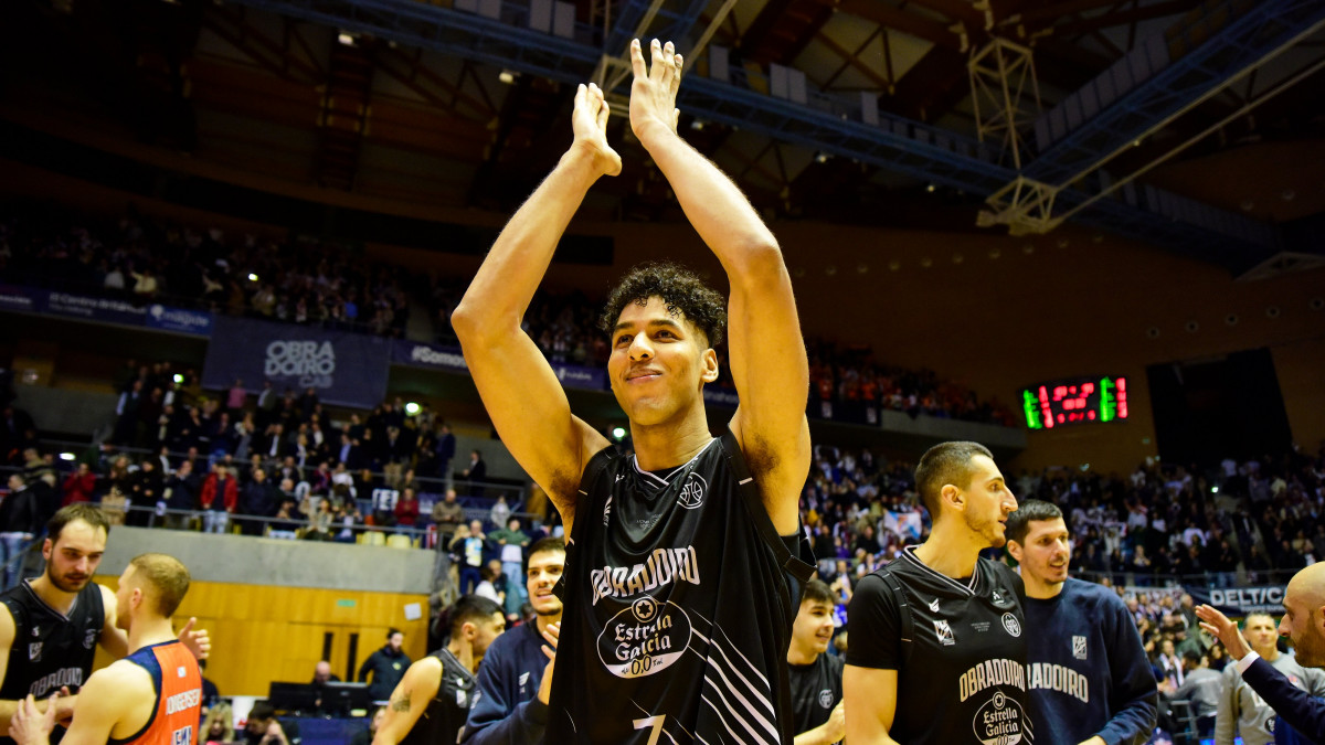Obradoiro Basket celebra victoria sobre Leyma Coruu00f1a