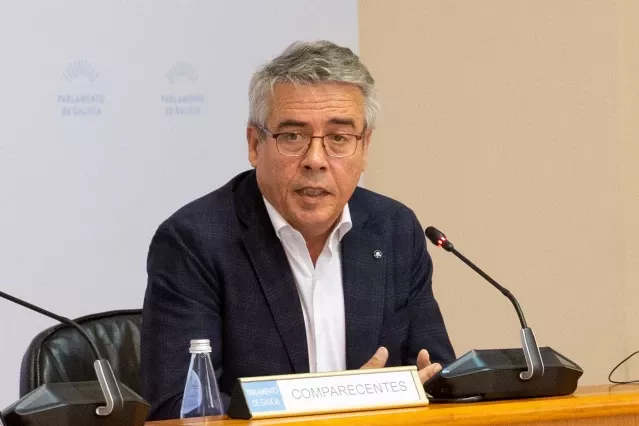 Manuel Rodriguez compareciendo en el Parlamento de Galicia para dar cuenta de su labor como director xeral de Defensa do Monte en una imagen de archiv