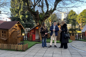 El conselleiro de Emprego, Comercio e Emigración, José González, visita Lalín