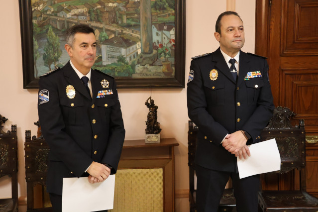 José Manuel Río y José Luis Piñeiro toman posesión como inspectores principales de la Policía Local de Lugo.