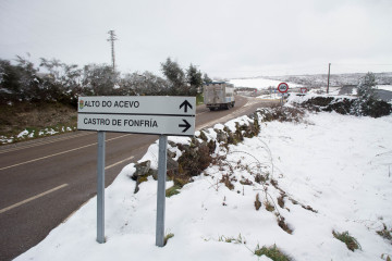 Archivo - Naturaleza cubierta de nieve, a 24 de febrero de 2023, en A Fonsagrada, Lugo, Galicia (España).