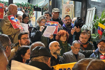 Protesta de AGABO el día 4 en Vigo con la presencia de Nestor Rego el diputado del BNG en el Congreso