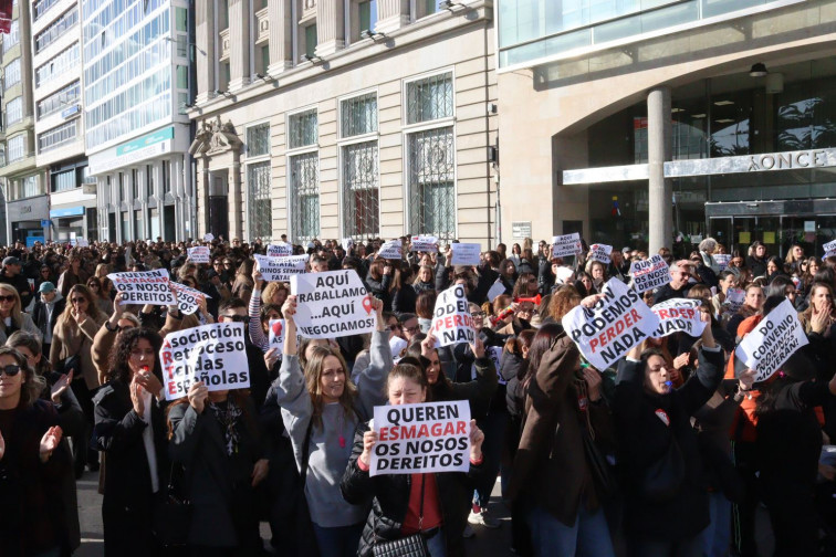 Tiendas cerradas durante las rebajas por la huelga en el comercio textil de A Coruña