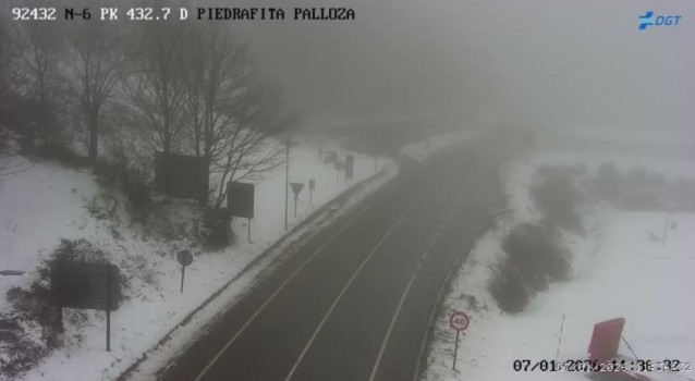 Imagen de la nevada en la A-6, en Pedrafita (Lugo)