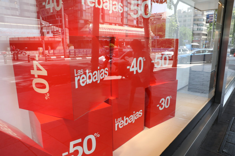 Arrancan las rebajas en El Corte Inglés para quitarle pendiente a la cuesta de enero