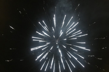 Archivo - Fuegos artificiales