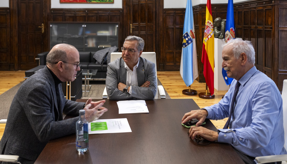 La Diputación de Ourense impulsa el libro de homenaje al médico Rodríguez Míguez, 