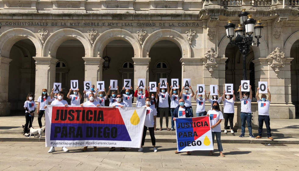 Archivo - Concentración para reclamar justicia para Diego Bello