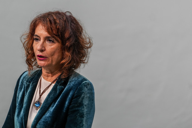 La secretaria general del PSOE-A  en rueda de prensa, a 18 de diciembre del 2025. La secretaria general del PSOE-A, María Jesús Montero, atiende a los medios antes de la reunión de la Comisión Ejecutiva Regional (CER)