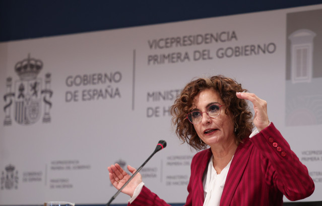La vicepresidenta primera del Gobierno y ministra de Hacienda, María Jesús Montero, presenta la propuesta del nuevo modelo de financiación autonómica, a 9 de enero de 2026, en Madrid (España). El Gobierno central todavía no ha concretado ningún detalle so