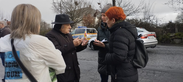 El BNG participa en la movilización de usuarios de la residencia de As Gándaras por unas 