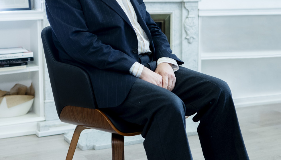 El economista y exministro de Administraciones Públicas de España Jordi Sevilla, posa para Europa Press, a 18 de diciembre de 2025, en Madrid (España). Jordi Sevilla es licenciado en Ciencias Econ�