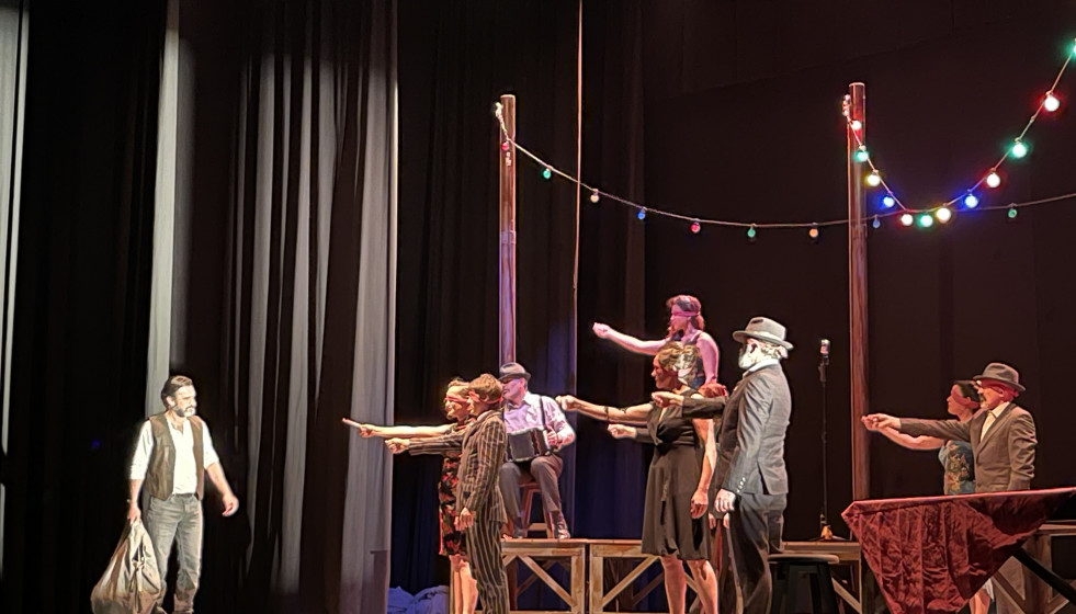 Archivo - Representación de 'O charco de Ulises' en el Centro Dramático Galego.